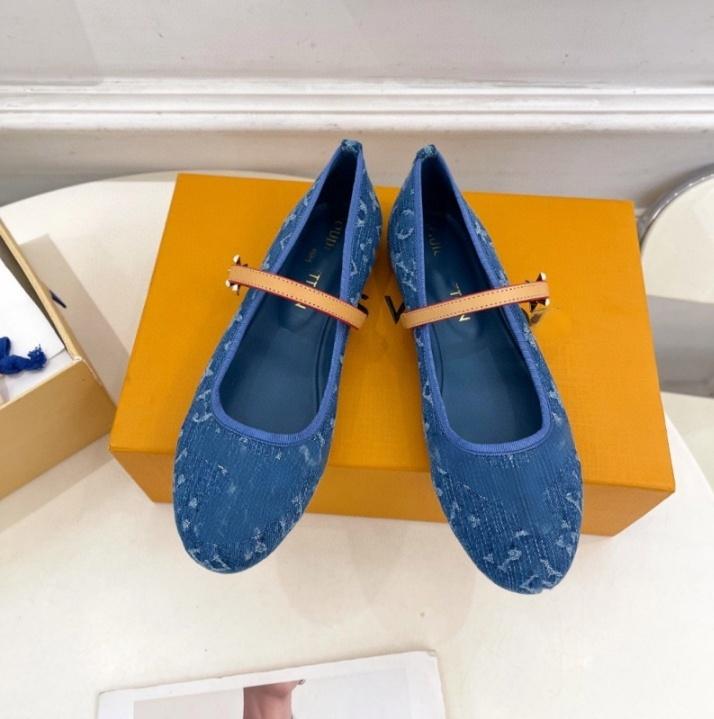 2026 Spring And Autumn New Single Shoes Womens Leisure Round Head Soft Leather Soft Bottom Autumn Shoes Womens Work Zuo Professional Ladle Shoes Bal