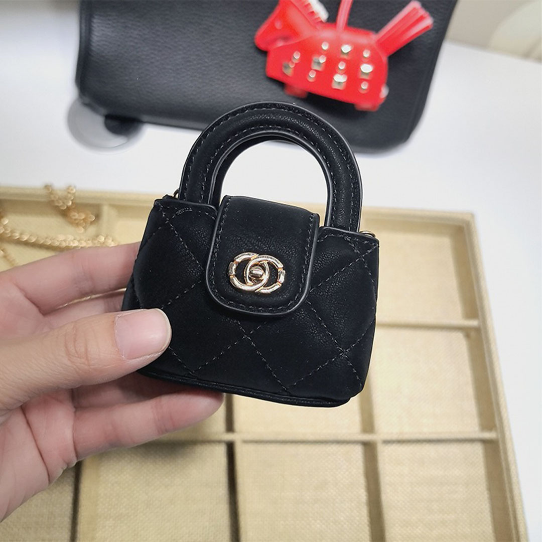 Designer Mini Quilted PU Leather Handbag Keychain Portable Mini Coin Wallet Keyring Women's Earplug Storage Bag Pendant Bag Jewelry Gift