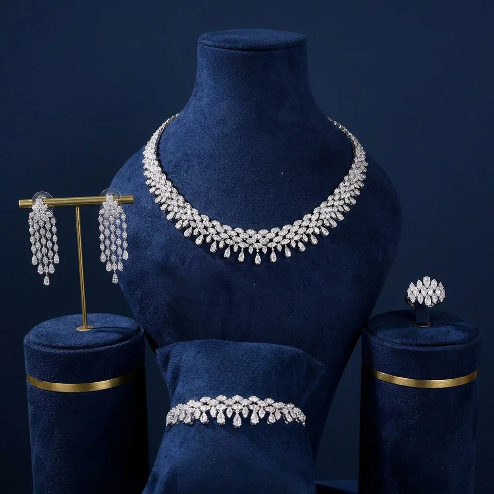 Bride Talk High Quality 4PCS Jewelry Set y 3A Zirconia Waterdrop Necklace Bracelet Earrings Ring for Bride Party Gift Set 260916