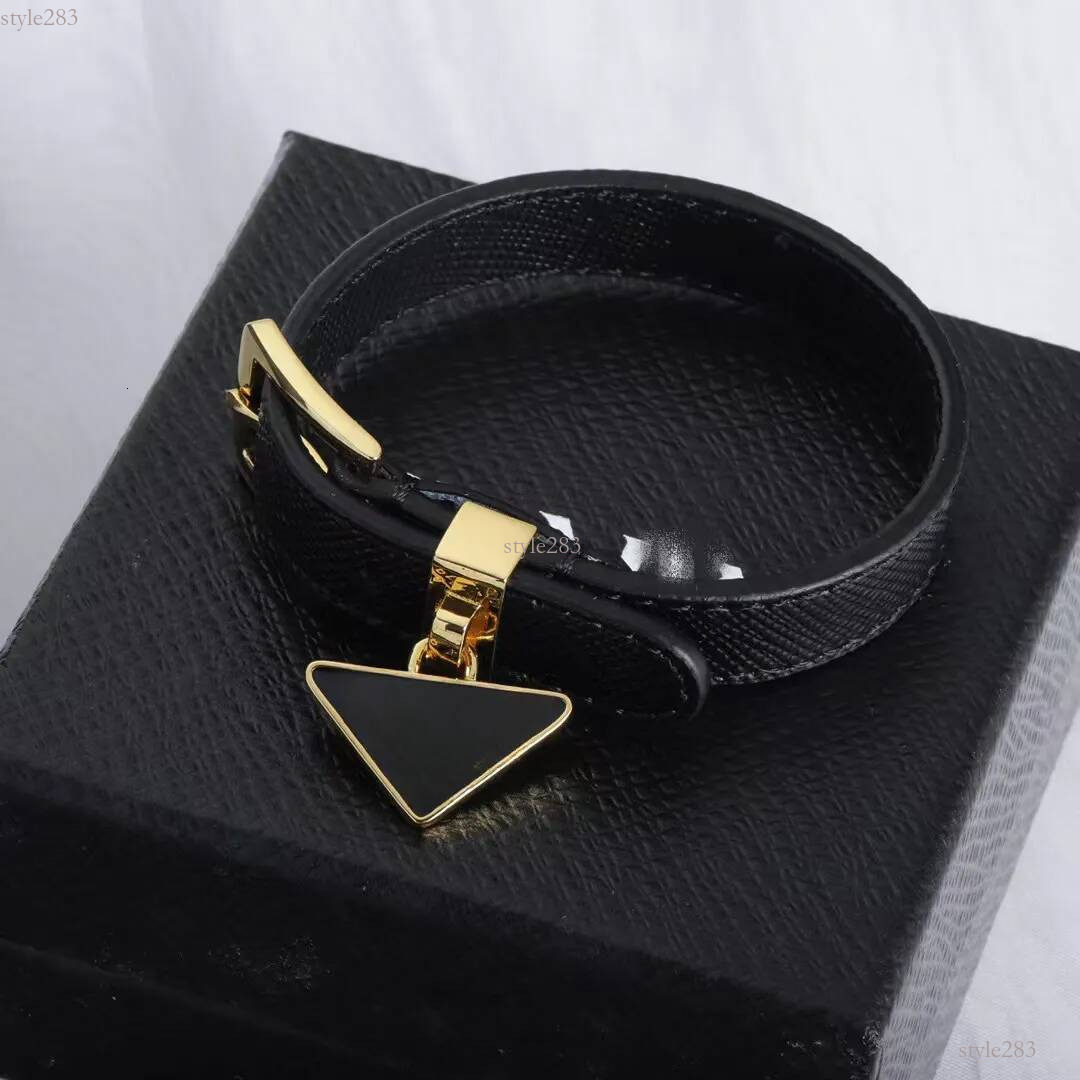 Luxury Men Women Designer pra Bracelet Bangle Black white Simple Leather Bracelets Cuff Fashion Jewelry Party Gift dab