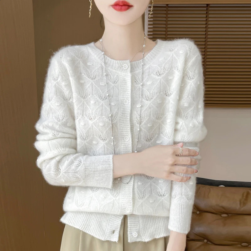 Autumn Winter Soft Warm Cardigan Woman Cashmere Sweater Oneck Women 100 Merino Wool Loose Fit Hollow out Top Coat 260915