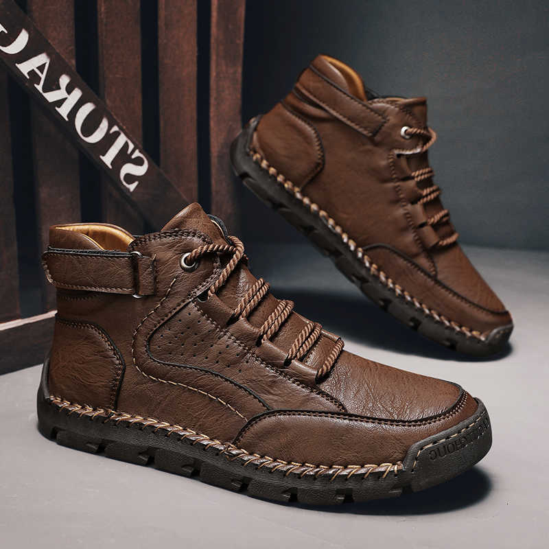 Casual Men's Hand-stitched Boots Plus-size Shoes Comfortable Soft Ankle Boots Outdoor Non-slip Wear Boots botte luxe moto boots D260916