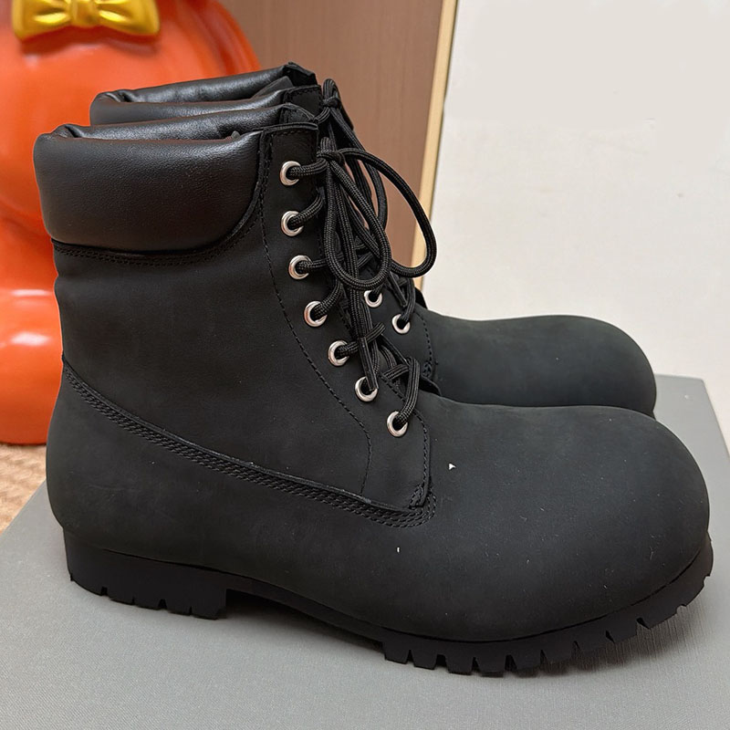 Classic Workwear Boots Women Designer Contrasting Leather Collar High Top Boots With Straps Coarse Grain Sole Street Fashion Versatile Outdoor Boots
