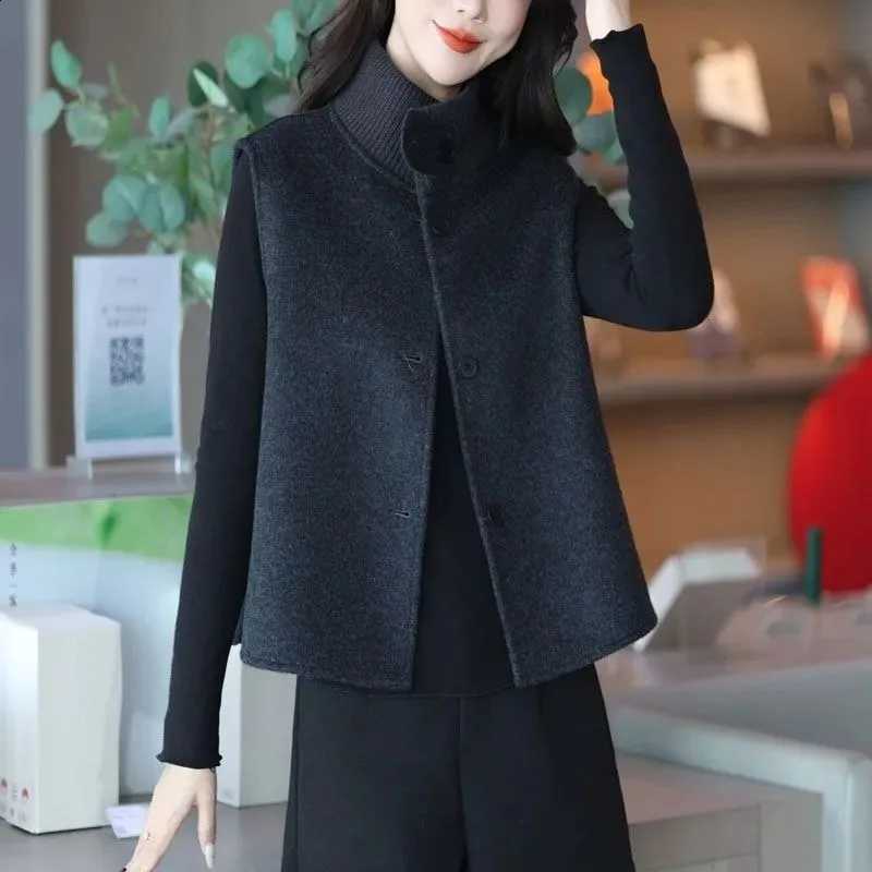 Vest Women Stand Collar Sleeveless Single Breasted Solid Color Loose Casual Short Wool Blend Waistcoat OuterwearW260915