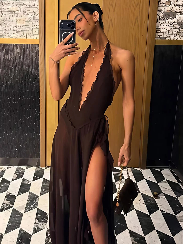 Mozision Halter Deep V Neck Backless Sexy Maxi Dress Women Elegant Offshoulder Sleeveless High Split Club Party Long Dress 260916