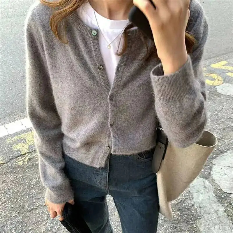 2026 Y2K Autumn Winter Warm Korean Single Breasted Sweater Cardigan Women Long Sleeve Casual Jumpers Knitted Tops Outwear 260916