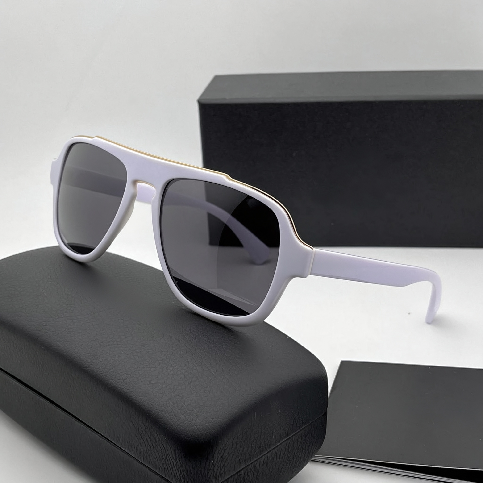 Sunglasses For Men Women Fashion 2199 Summer Designer Stylish High Street Hip Hop Style Anti-Ultraviolet UV400 Retro Plate Square Full Frame Glasses