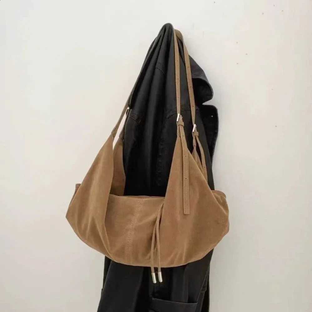Designer Korean Deer Suede Surface Crossbody Bag High Quality Double Shoder Strap Crossbody Bag Veet Surface J260916