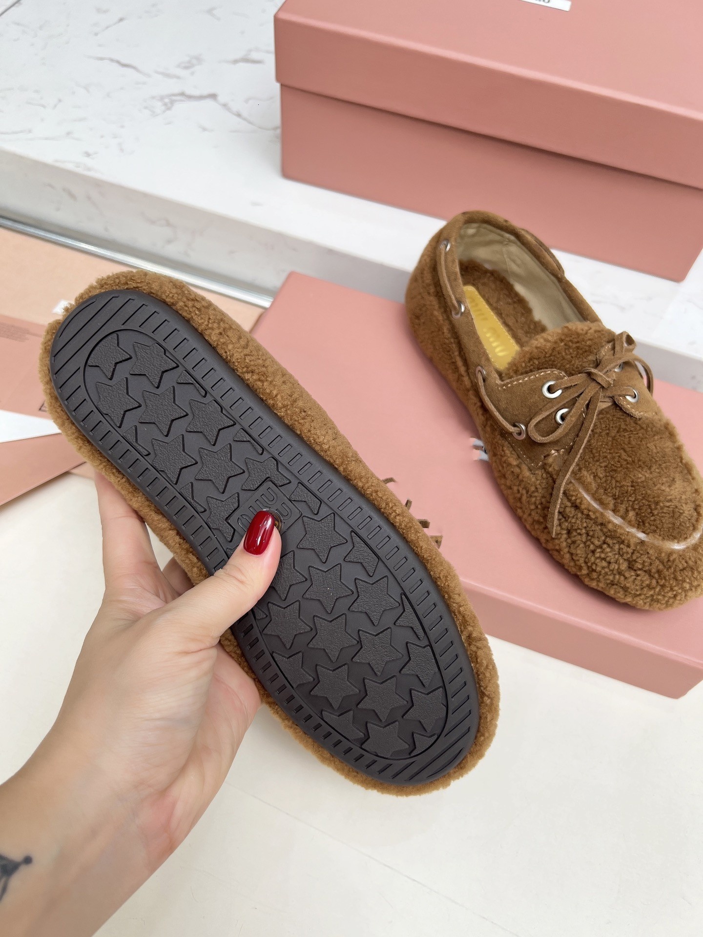 Casual Designer Luxury Shoe Ladies Teddy Moccasin Boat Loafer Flat Suede Fur Lace Up Winter Warm Slip On Plush Driving Indoor Outdoor Everyday Fashi