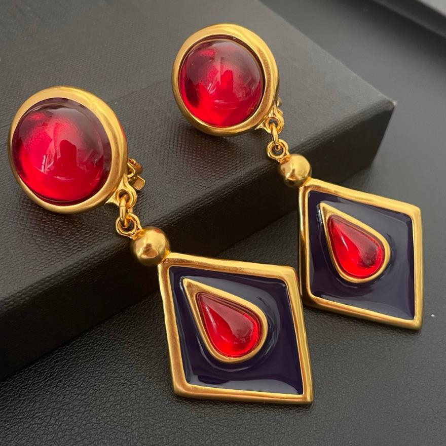New Designed Vintage Ear Clip Square Design Enamel Craft Vintage Earrings Women Designer Jewelry