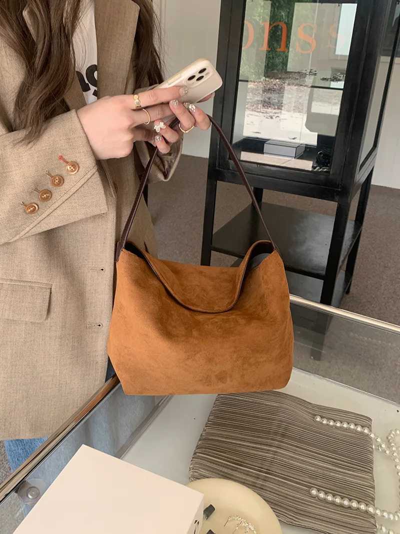 Designer Shoder Vintage Suede Brown Bags For Wen Designer Nubuck PU Leather Tote Handbags Fem Casual Travel Purse Underarm Bag J260916