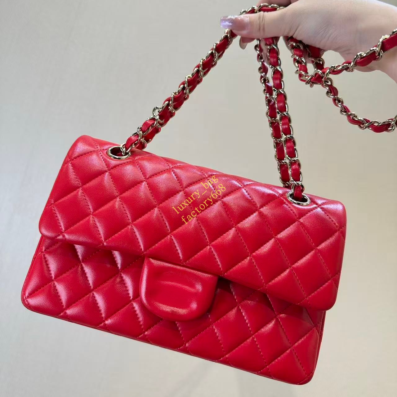 10A designer shoulder bag women's shoulder bag 23cm 25cm red sheepskin leather gold chain luxurys designer bags mirror quality bags gift box cr