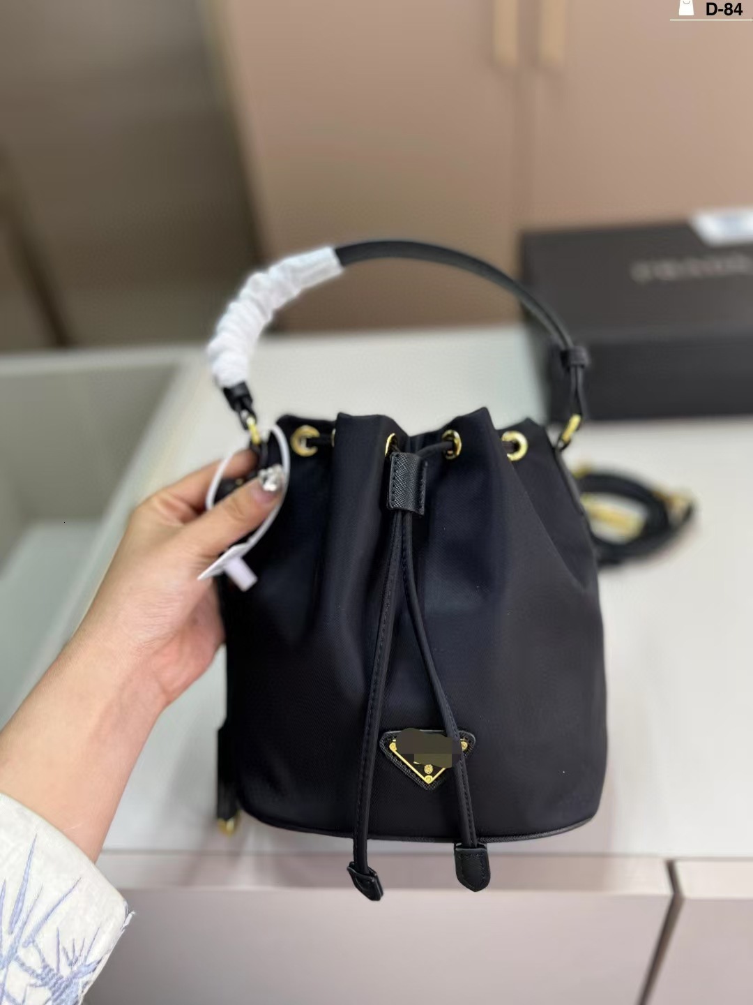 Designer Black Nylon Bucket Bag For Women Drawstring Design Portable Handbag Removable Strap Crossbody Bag Fashion Daily Bag