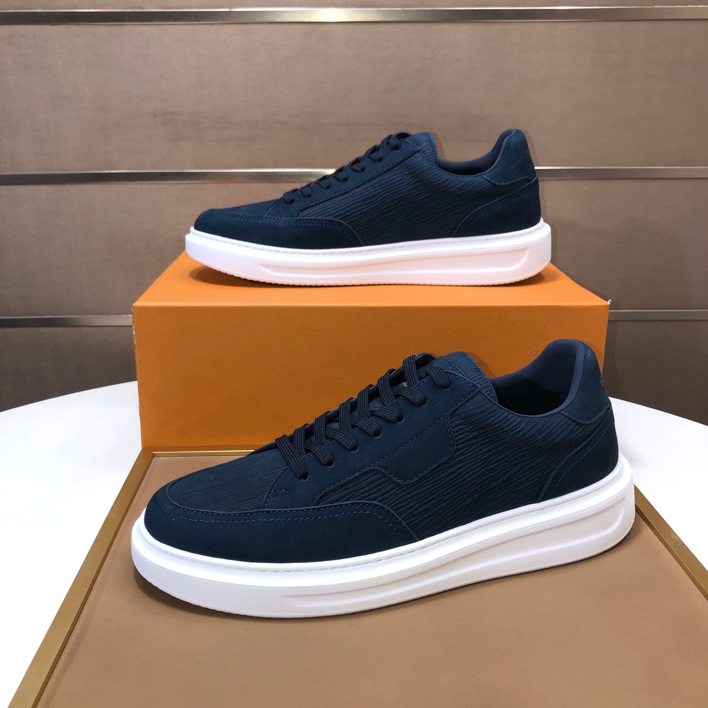 Hot Top quality Men Casual Shoes New Arrivals Brand Desingner Sneakers Knitted Sports Lace Up Flats Leisure Men Shoes Sports Genuine Leather Shoes S