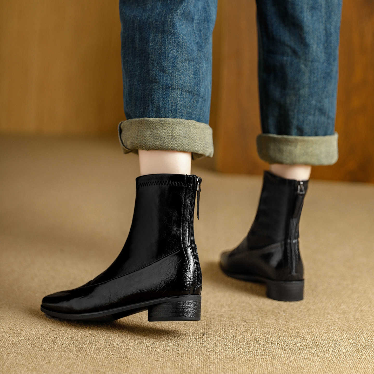 short square boots toe 2025 autumn new style simple soft sole comfortable back zipper elastic slimming boots D260916