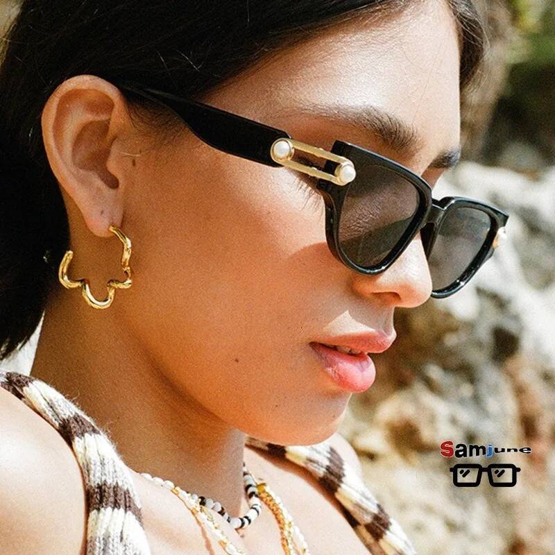 Samjune Vintage Cat Eye Women Luxury Sunglasses Fashion Pearl Decoration Gradient Eyewear J260916