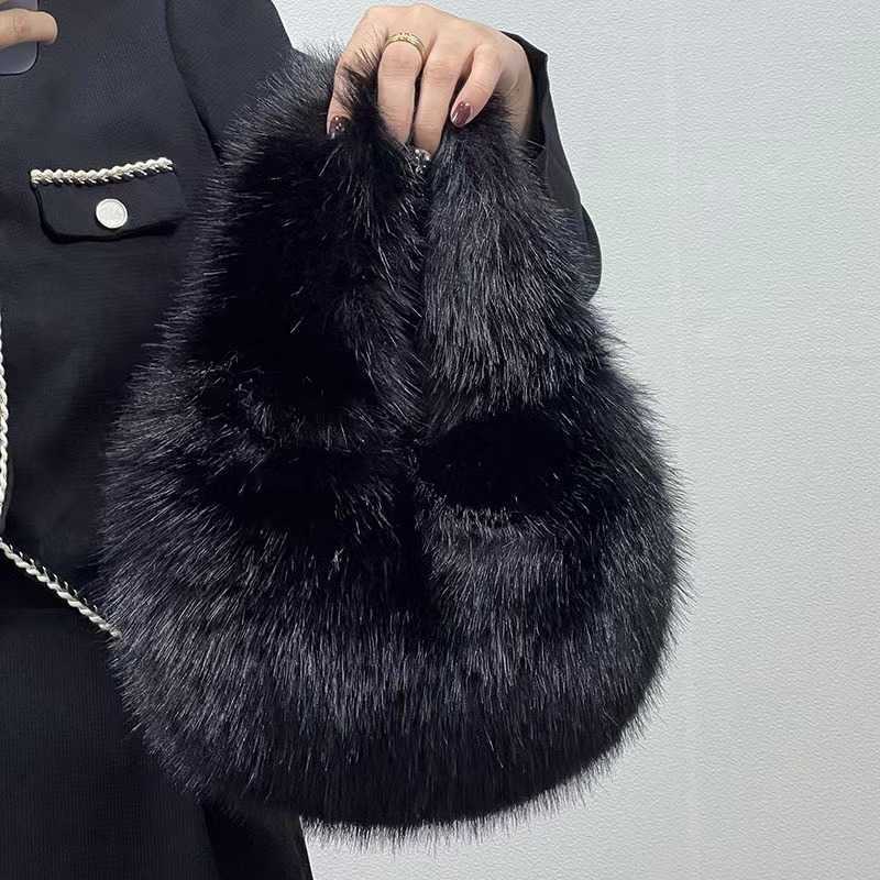 Half Plush Fashion Moon Soft Bags for Women Designer Fluffy Faux Fur Lady Handbags Small Tote Female Winter Purses H260916