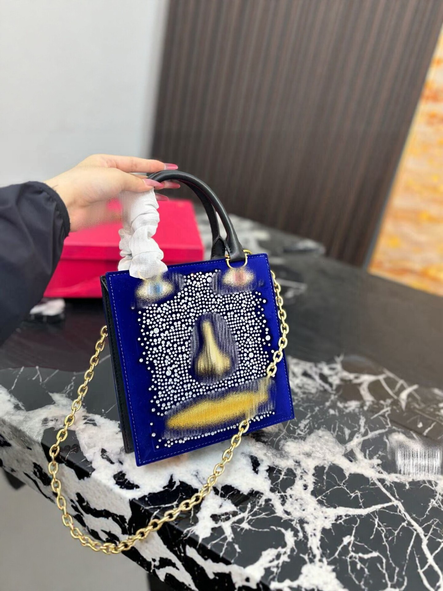 Designer bag new crocodile pattern hand-painted abstract face women's bag gold chain shoulder crossbody bag full diamond velvet handbag trendy