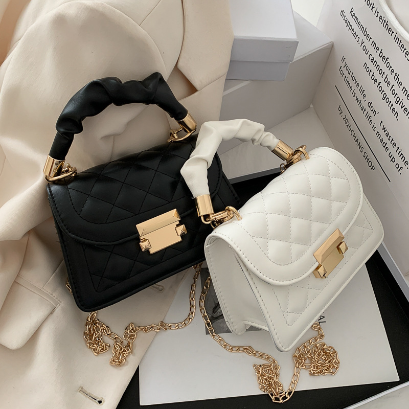 Cross-Border Versatile Ins Style Women's 2026 New Korean Trendy Fashion Chain Crossbody Internet Celebrity Handheld Small Square Bag Designer B