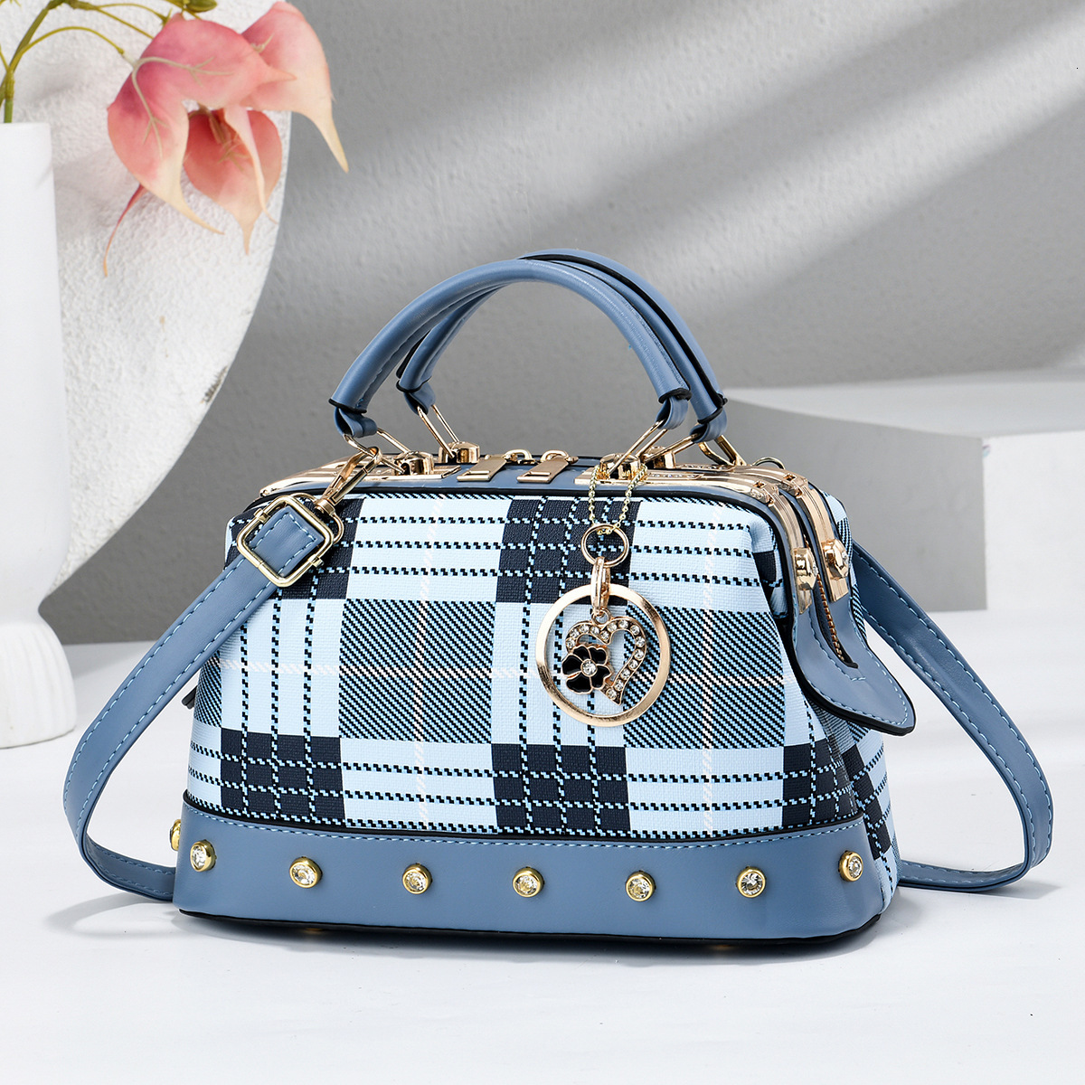 TB BHULAMTE Korean-Style Summer Fresh Blue Tote For Women, 2026 New Boston-Style Handbag, Versatile Shoulder Bag