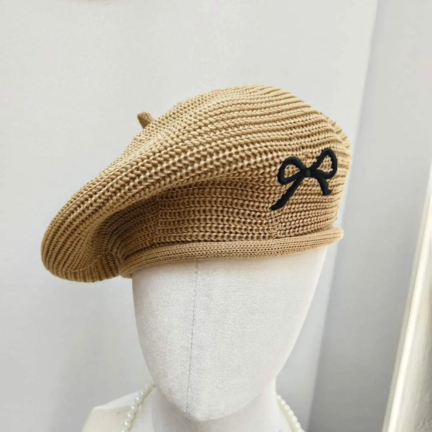 Candy Tassel Crochet Beret Women's Summer Casual Versatile Breathable Bud Hat Literary Versatile Painter Hat 260916