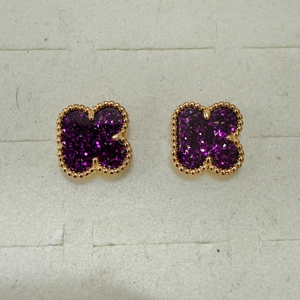 Designer Four Leaf Clover Stud Earring Purple Glitter Inlaid Gold Border Elegant Women Fashion Jewelry Party Daily Wear Ear Ornaments