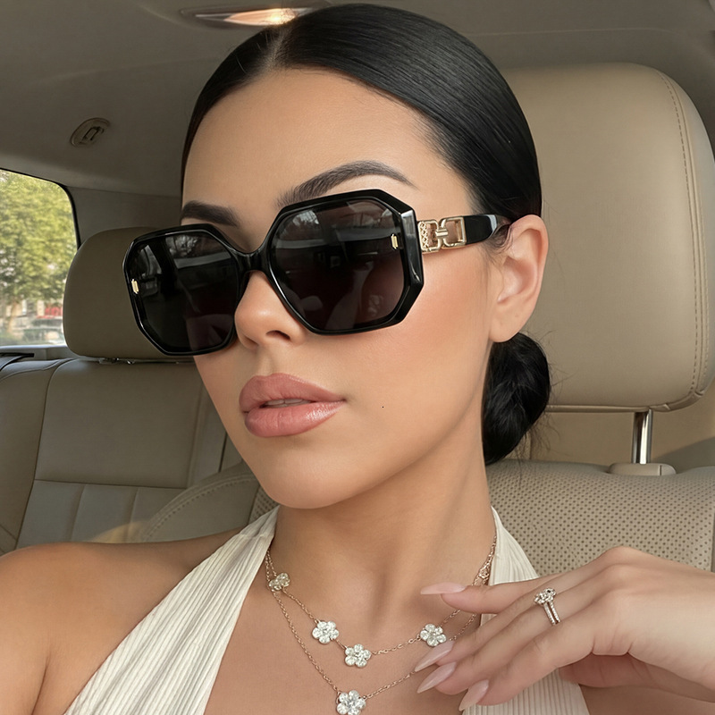 European and American internet celebrity square large-frame sunglasses for women, high-end, trendy, face-slimming, UV protection, elegant