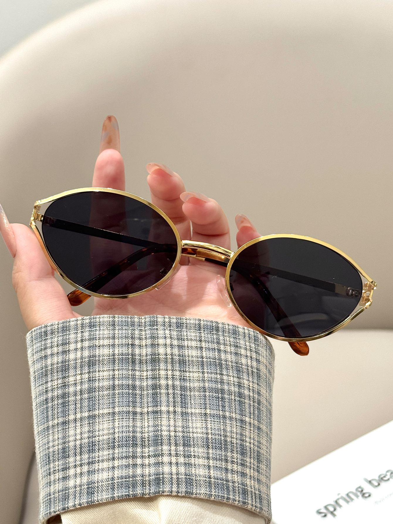 1Pc Retro Small Oval Frame Sunglasses Luxury Metal Designer Shadow Women Fashion Uv400 Brand Sun Glasses J260916