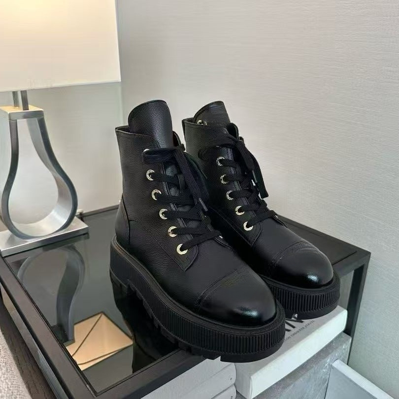 C designer shoes new chain buckle diamond grid magic tape short boots leather lychee pattern letter lace up Martin boots size women s shoes and boot