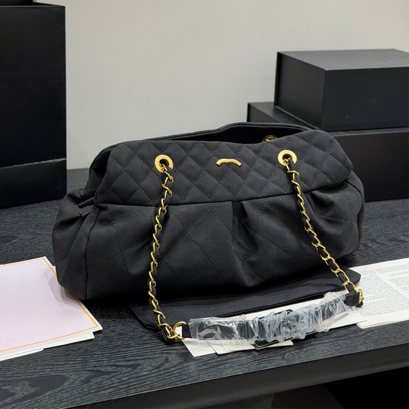 Designer Winter Women Hobo Bag Luxury Elegant Autumn Suede Diamond Quilted Gold Chain Shoulder Bag Underarm Handbag Casual Commute Fashion Soft Ever