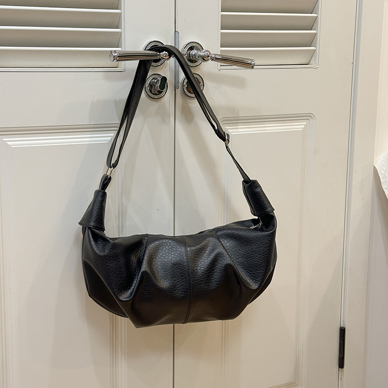 Vintage Pleated Dumpling Large Capacity Moon With Knotted Strap, Single Shoulder Crossbody Bag, Oil-Waxed PU Women's Bag Designer Bag City Bag