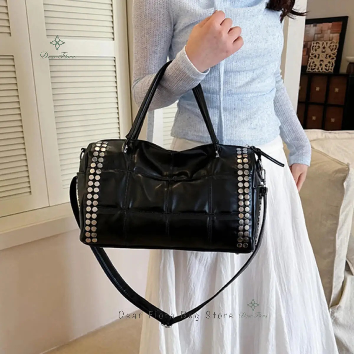Y2K Fashion Retro Rivet Tote Bag Women's Highend Handbag Large Capacity Motorcycle Shoulder Daily Commute Crossbody y260914