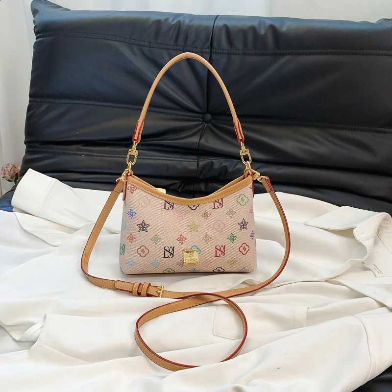 Designer Hobo Wen Vintage Mogram Bag 2026 New Print Carryall Shoder Bag Ctrast Leather Trim Gold Hardware Crossbody Purse F J260916