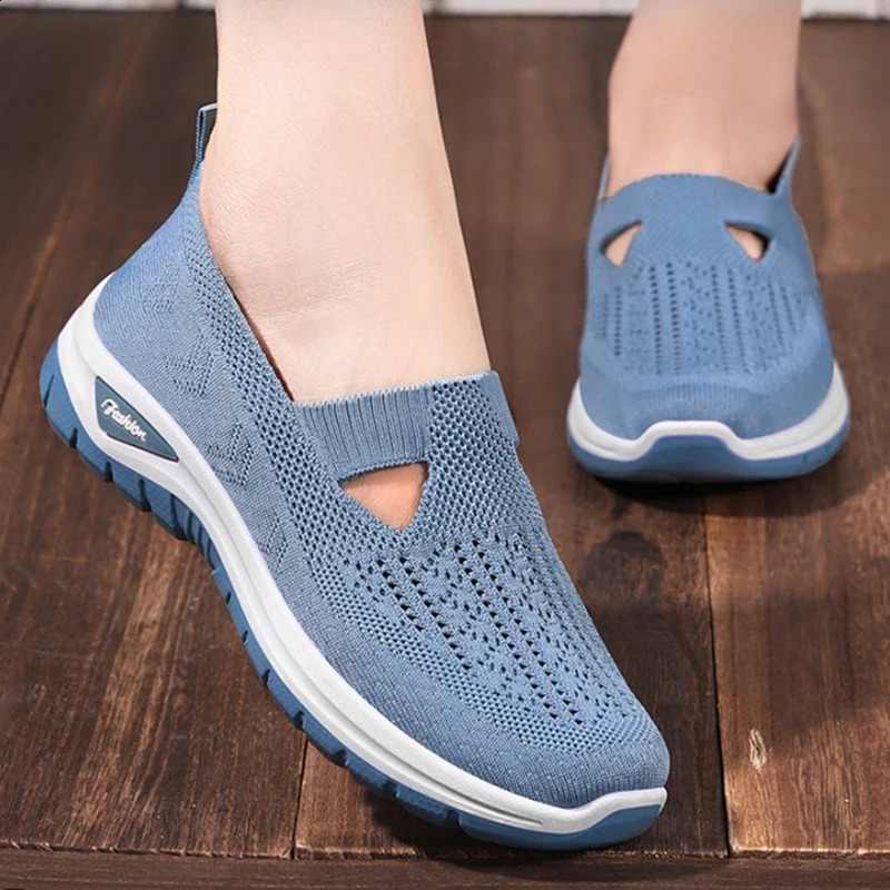 Mesh Women Vulcanized Shoes High Quality Sneakers Slip On Flats Loafers Plus Size 42 Walking Flat 260917