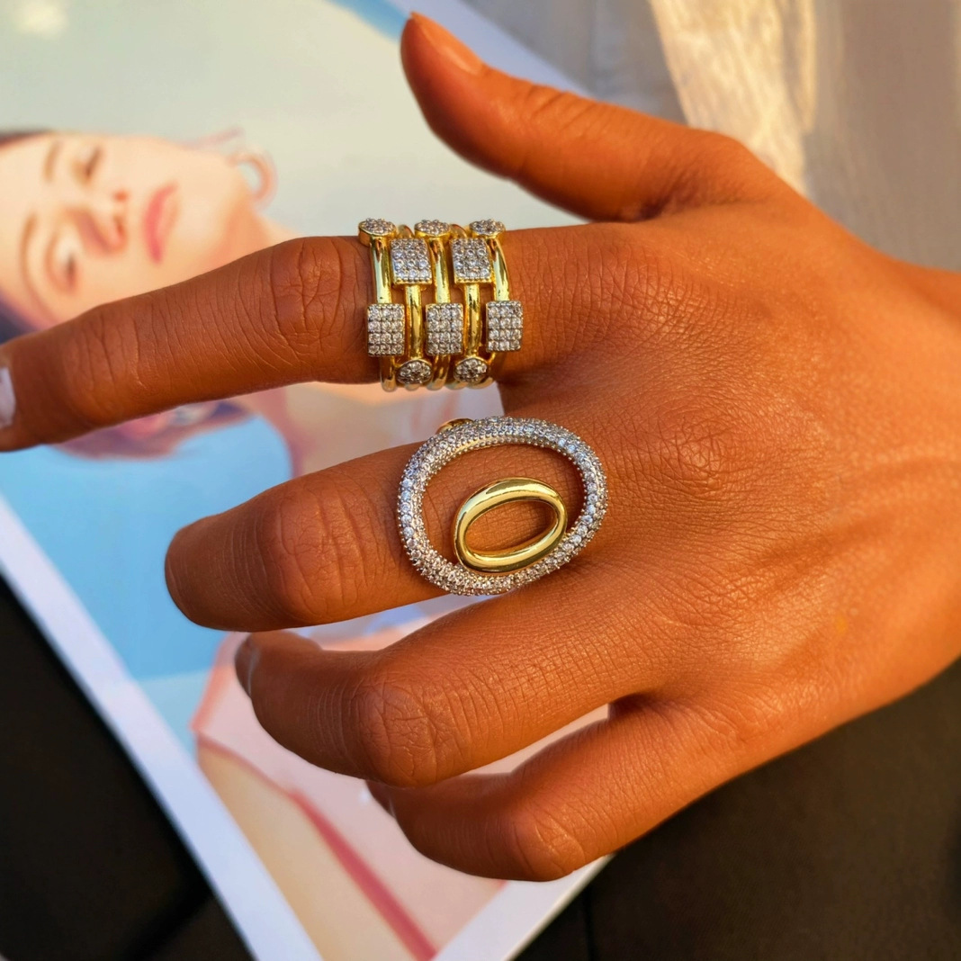 Luxurious Designer European-style Irregular Copper-plated Pure Gold Wide Band Ring With Two Rows Of Zirconia-set Diamonds - A Rare And Stylish Finge