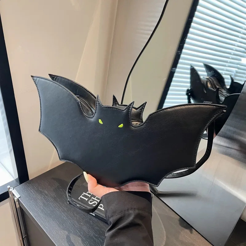 Black Bat Shape Crossbody For Women Cute Cartoon Phone Purse High Quality Pu Leather Bag Halloween Funny Shoulder Bag 260916