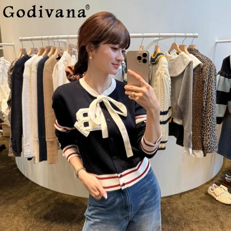 Japanese Sweet Short Knit Cardigan Jacket Spring Autumn Women's Slim Fit Slim Letter Patch Knit Jacket College Style Coat 260916