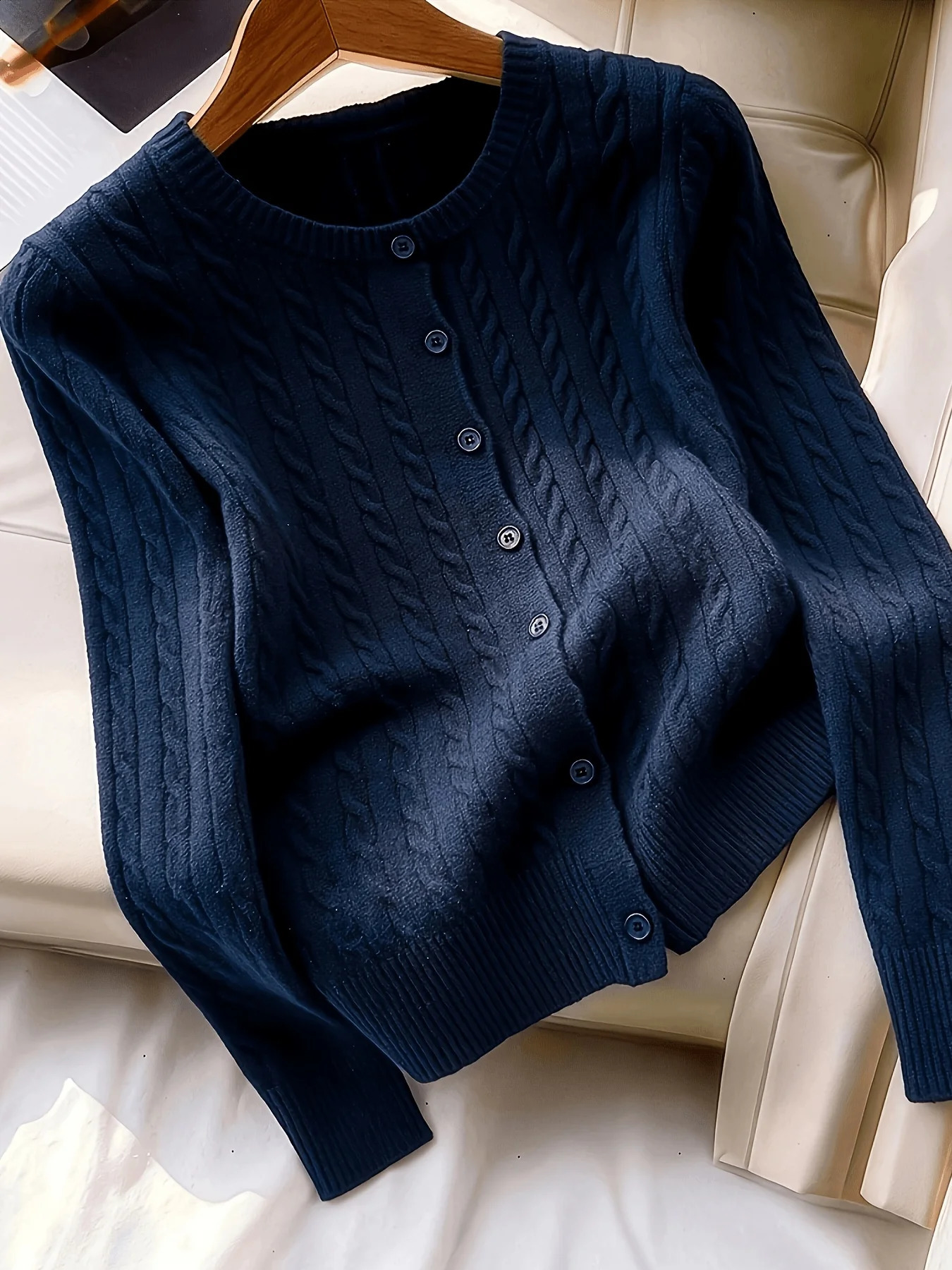French Retro Cable Knit Button Front Sweater Cardigan Soft Comfortable Versatile Elegant Women's Top for Spring and Autumn Sty 260915