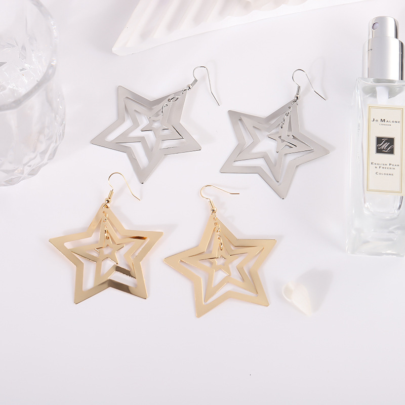 Trendy, niche, and high-end double-layer hollow star earrings, wholesale from the manufacturer, in a light luxury style