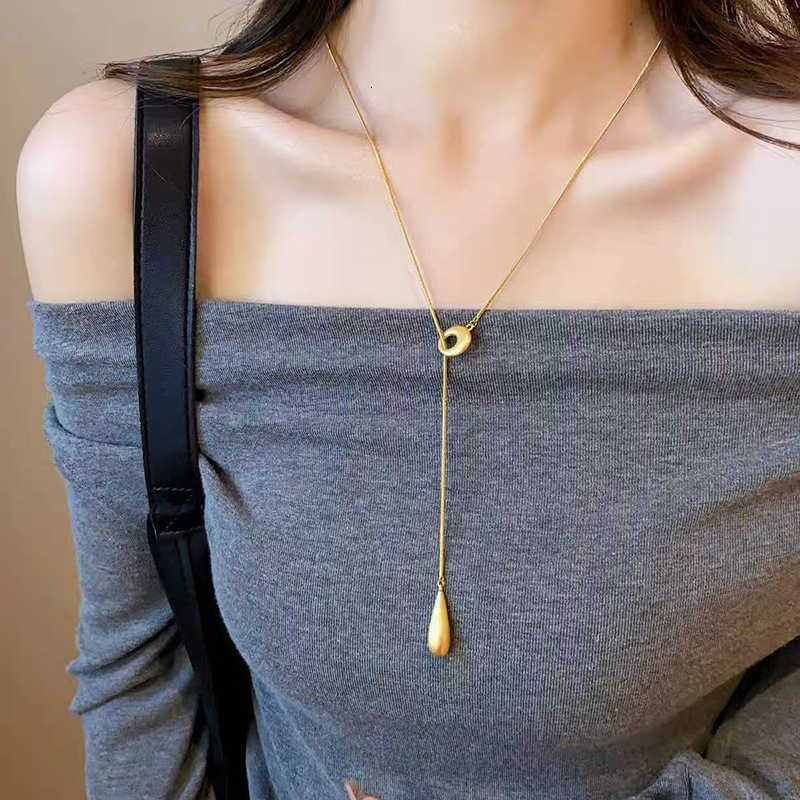 Matte 2025 New Silver Color Water Drop Long Pendant Necklace for Women Simple Metal Brushed Y-Shaped Sweater Chain Y2K JewelryT260916