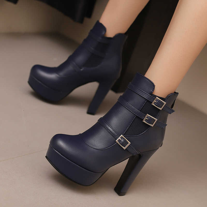 Size Three Row Needle Plus Rear Zipper and Ankle Boots Platform Ultra High Thick Heel New fashion Short Boots D260916