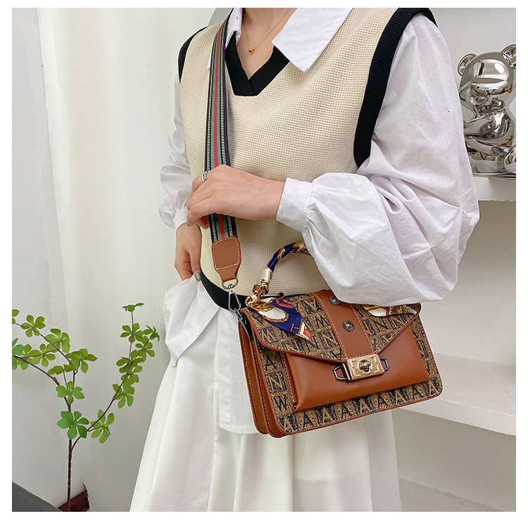 TB BHULAMTE Live-Streaming Hit: 2025 New Collection Of Stylish Trendy Small Square Bags For Women, Featuring Sophisticated Design And Unique, Niche