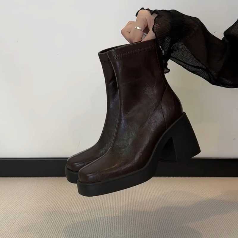 Winter Square Toe Thick Sole New fashion Zipper Sexy Simple Women's Boots Waterproof Platform Comfortable Women's High Heels D260916