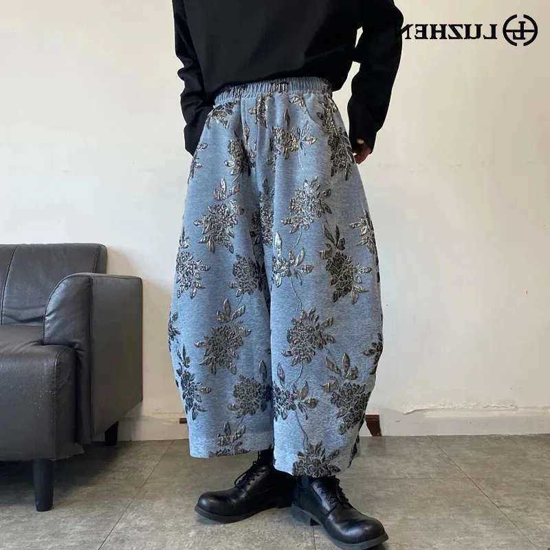 2025 New Trendy Elegant LUZHEN Floral Embroidery Casual Pants Men Fashion Baggy High Street Jacquard Nine Points Trousers LZ3244 D260916