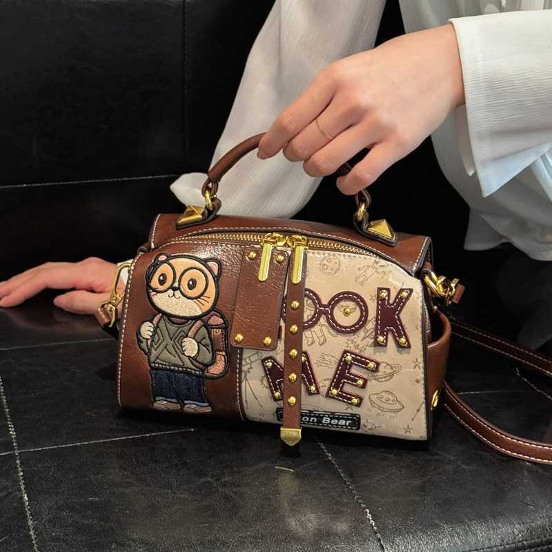 Designer Bear Trendy 2026 New Embroidered low Crossbody Bag High-End Colorblock Shoder Bag for Work Travel J260916