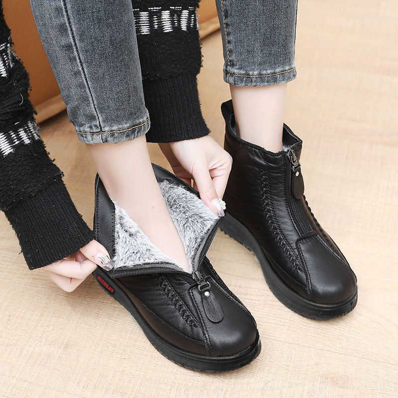 shoes with winter velvet Women's and thick warm boots for mothers soft soles middle-aged and elderly women's shoes D260916