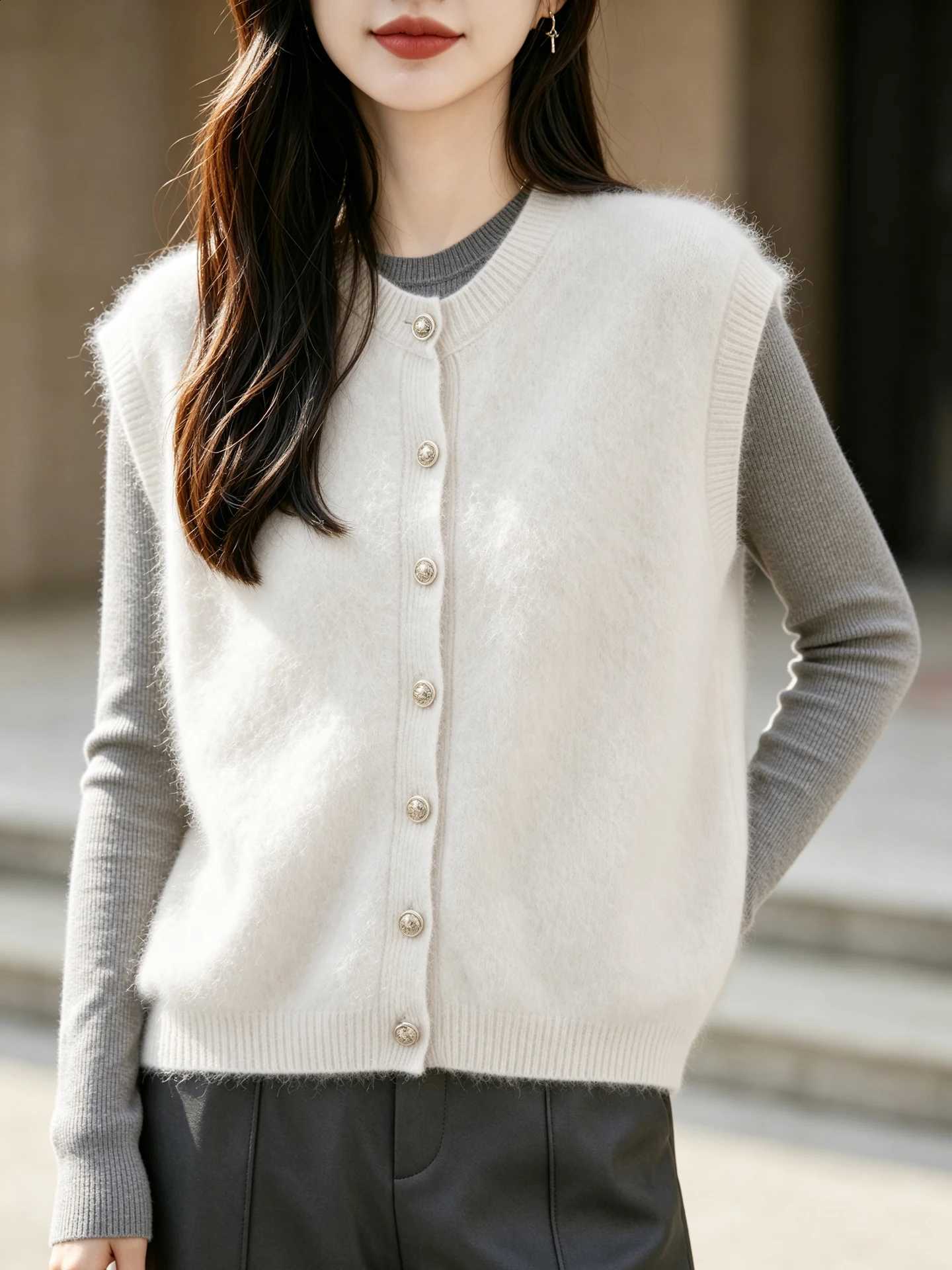 Blend New Women Brushed Wool Sweater Vest Autumn Winter Female Plush Knitwear Fuzzy Cardigan Thick Warm Clothing Top LadyW260915