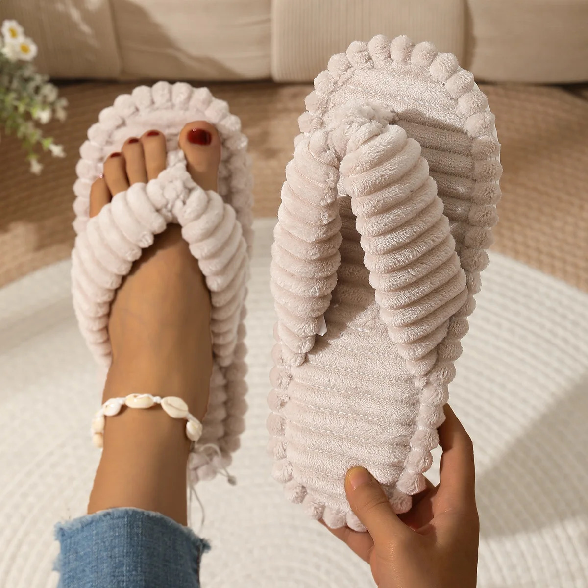 Womens Home Slippers Fashion Corduroy Flip Flops For Women Sandals Winter Warm Plush Slides Indoor Flat Soft Sole Female Shoes 260917