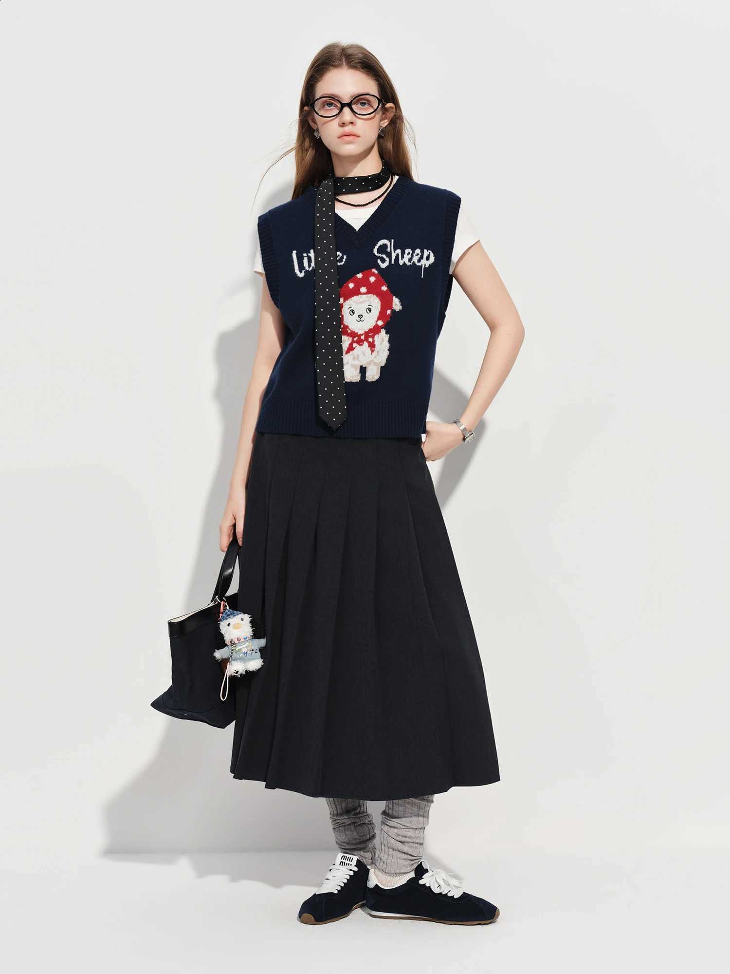 New FSLE Women's Spring 2026 College Style Wool Vest Lamb Pattern Jacquard V-Neck Age-reducing Leisure OutwearW260915