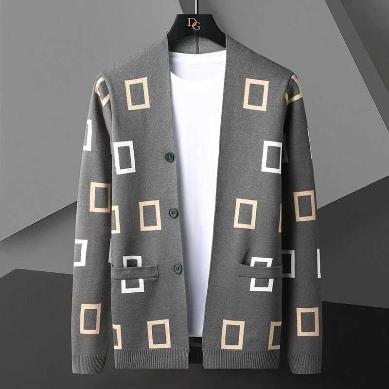 New Autumn Winter Men's Knitted Cardigan Jacquard British Style Long Sleeve Checkered Youth Trendy Outerwear Q260915
